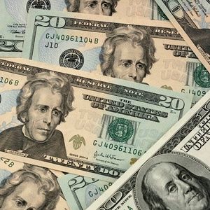 Meet your Posher, Lamont